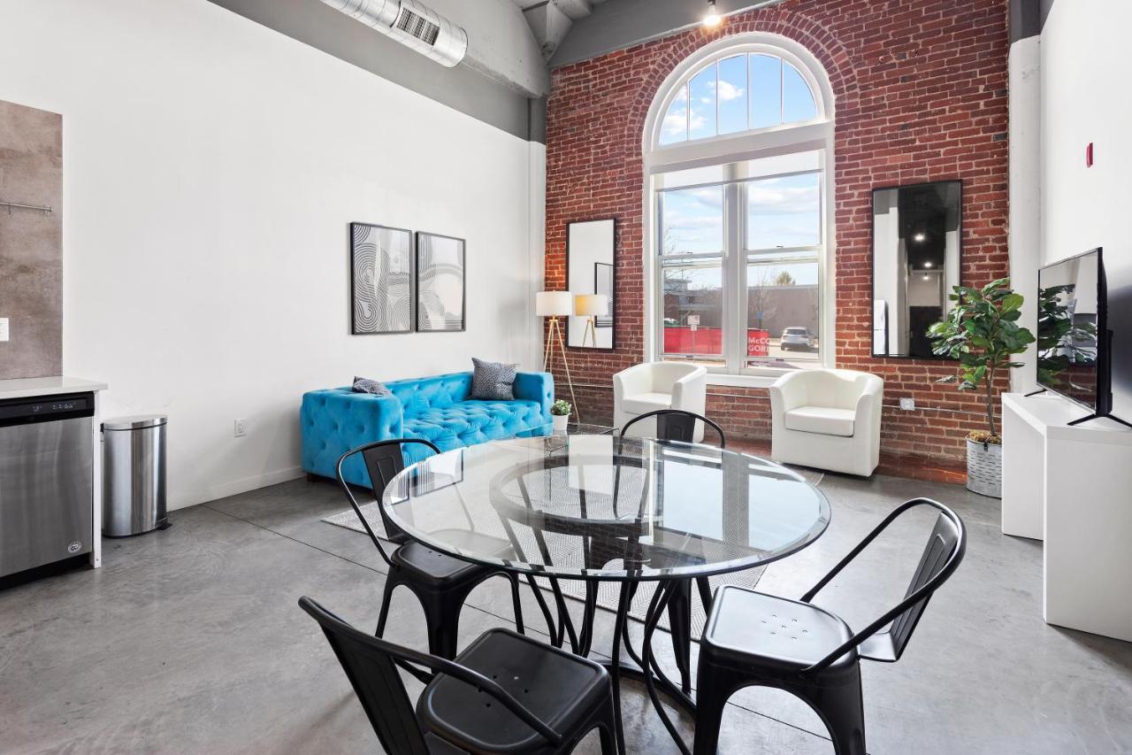 Frontdesk Historic Kcy Flats With Rooftop Deck Kansas City Exteriér fotografie